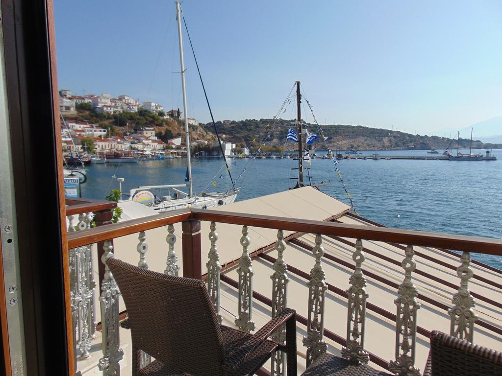 Polyxeni Hotel Pythagorion Oda fotoğraf